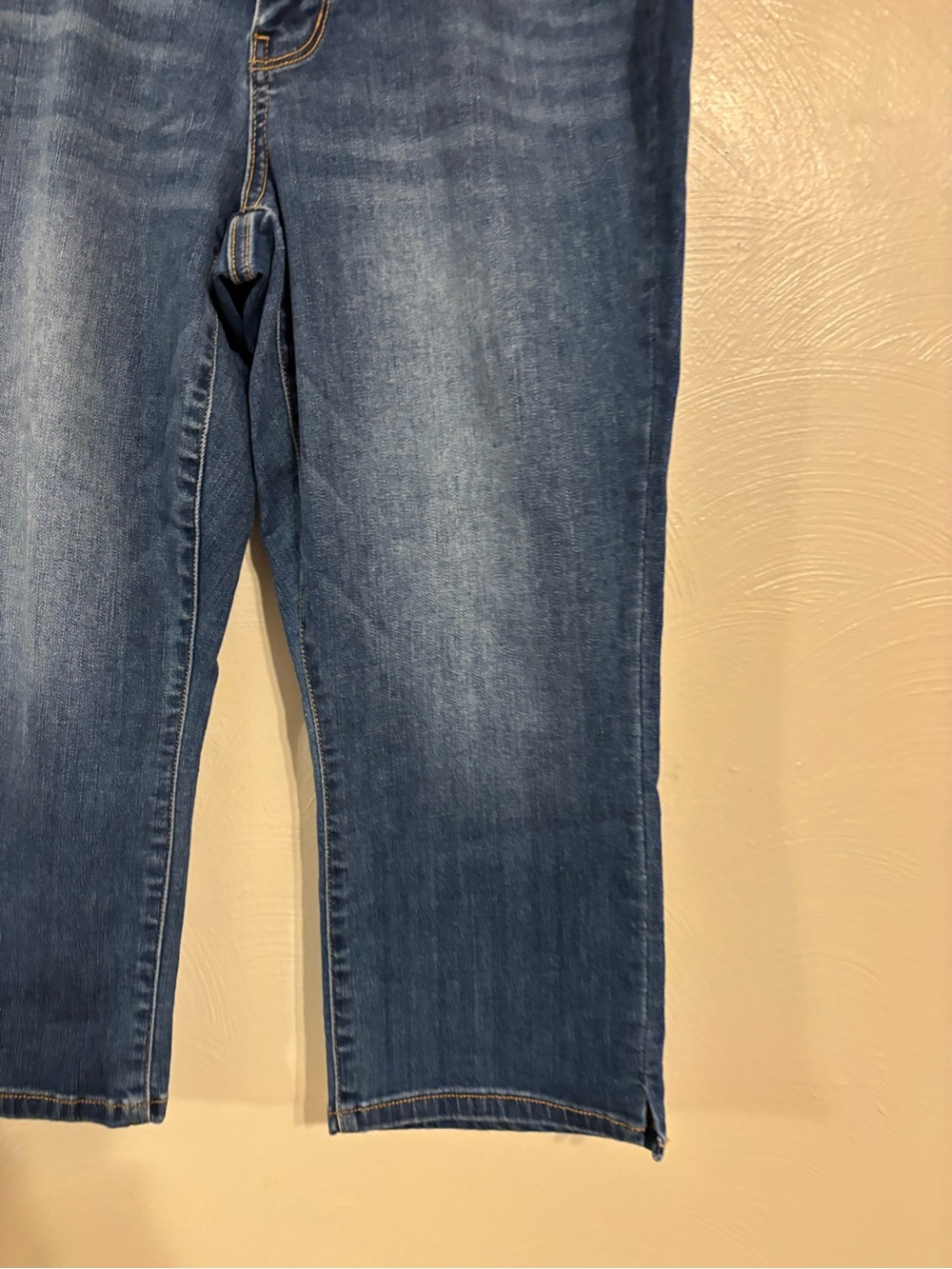 Judy Blue 14W Skinny Fit Capri Jeans Stretch Medium Wash - Picture 9 of 10